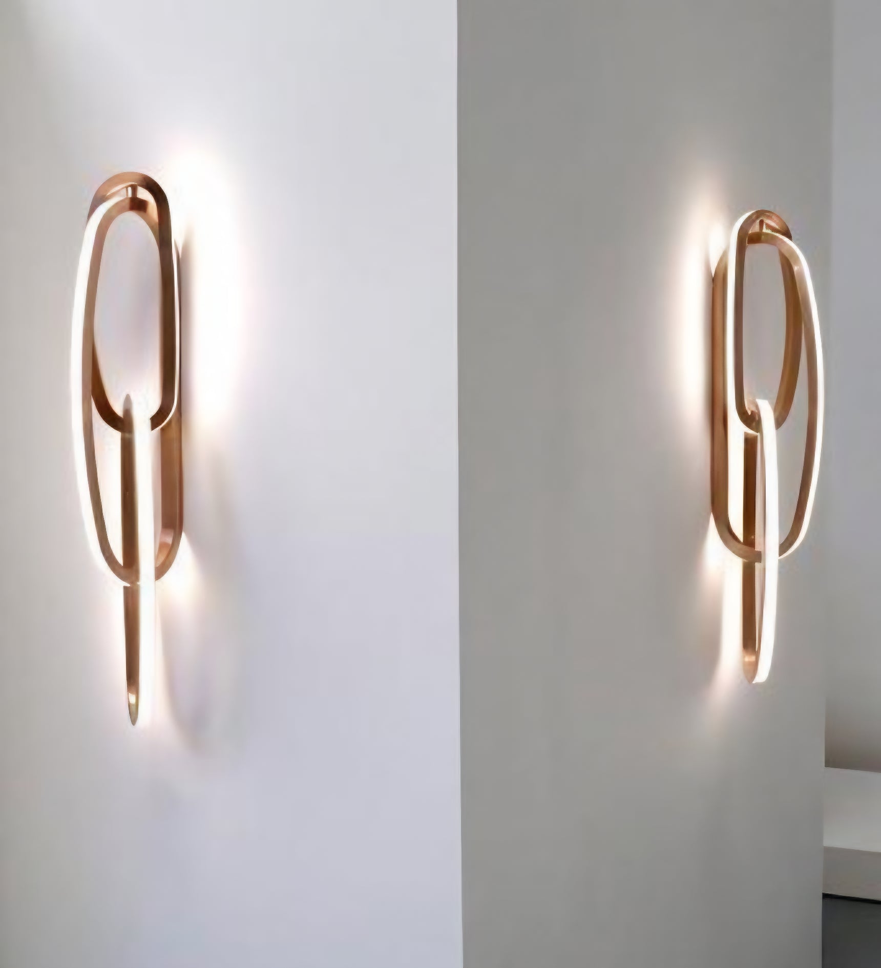 Fouette-Inspired Elliptical LED Wall Sconce – 800mm (Rose Gold)
