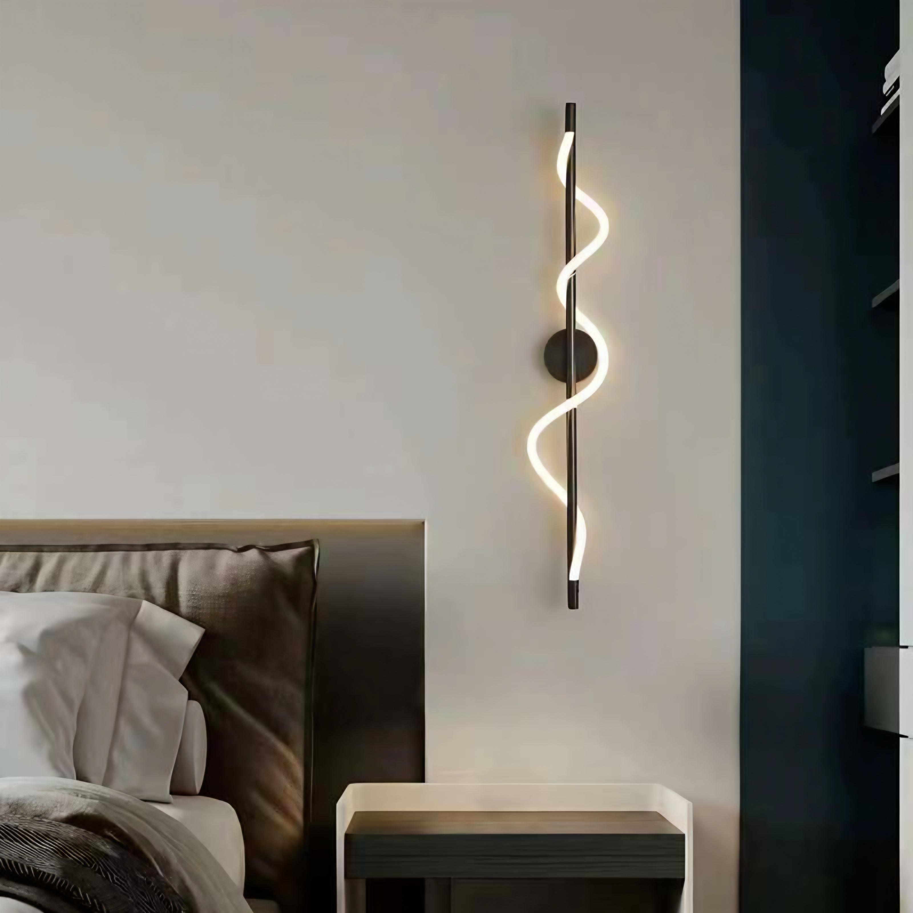 ModBar Vertical LED Wall Sconce – Black