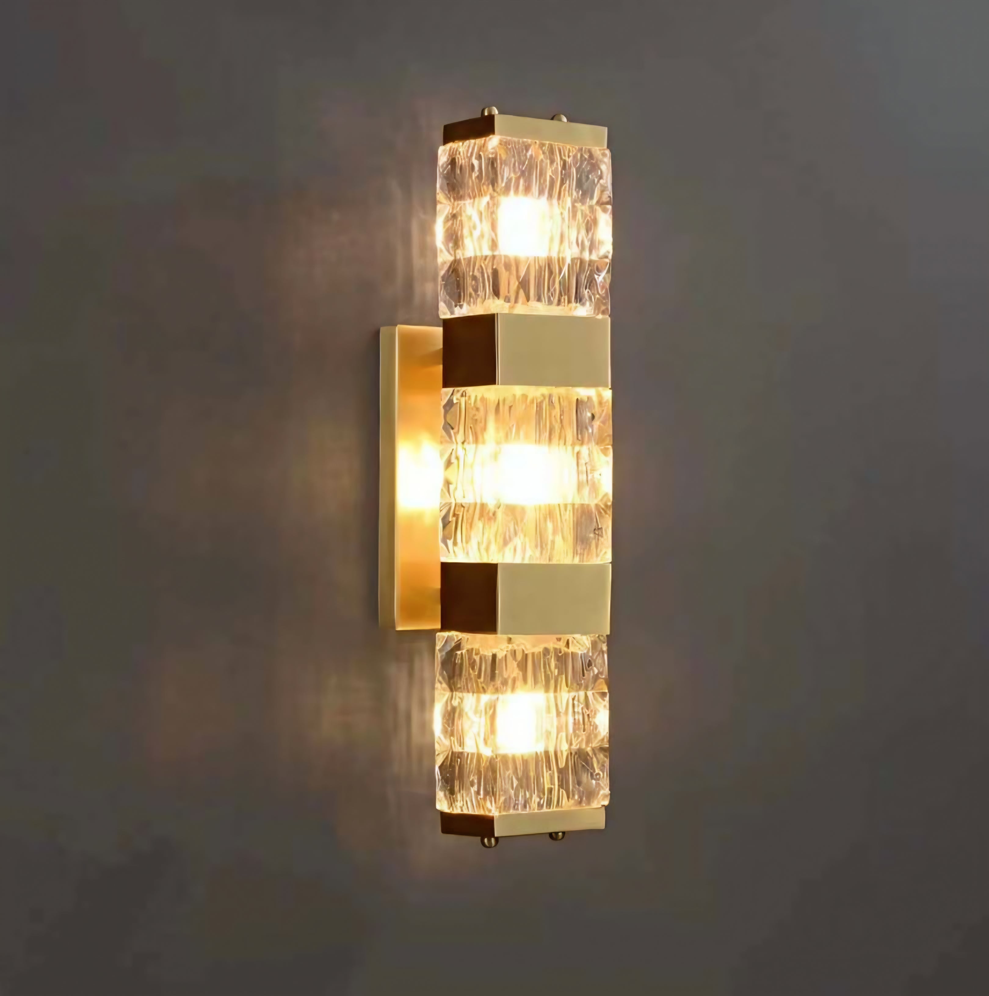 Dacio-Style Modern Gold Luxury Crystal Wall Lamp – F5224GD