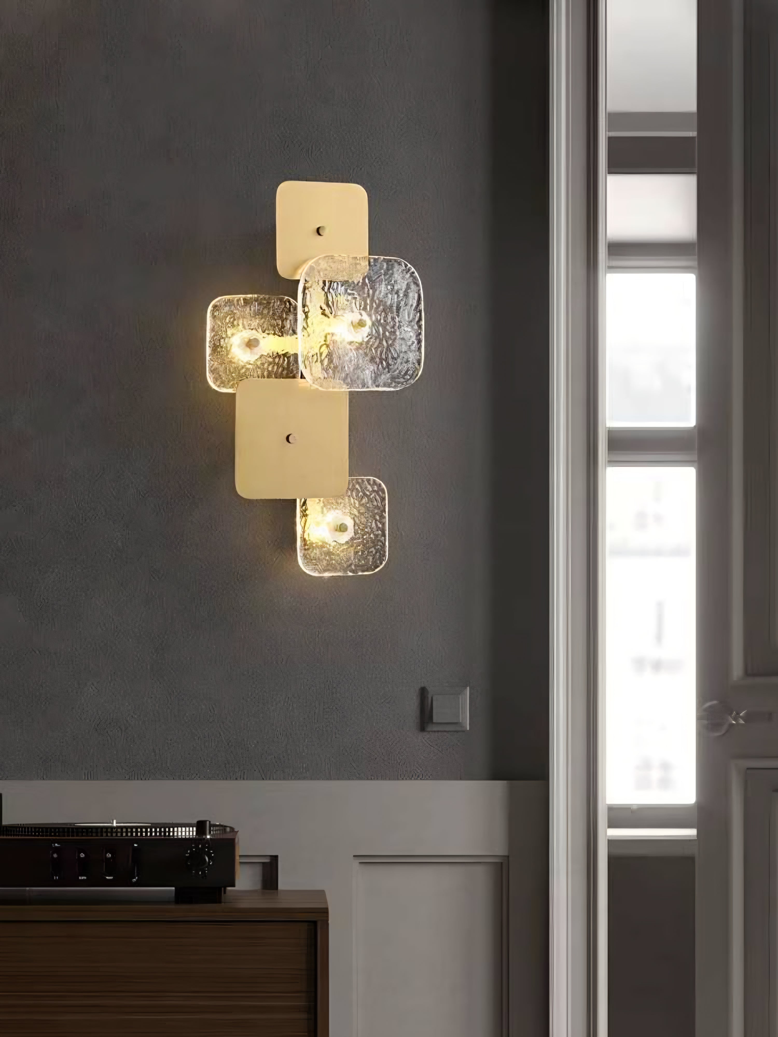 Rounded Square Glass Wall Lamp – Gold (Water Ripple Glass) -F2000-3